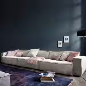 Das KAWOLA Riesensofa SAMU besticht durch seinen hervorragenden Sitzkomfort