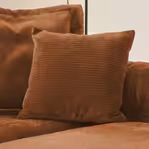 Ein Sofa - unzählige Möglichkeiten! Ergänzen und erweitern Sie mit diesem bequemen Spitzkissen Ihr KAWOLA Modulsofa SEPHI