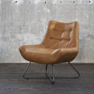 Der KAWOLA Sessel Snooze ist genau das Polstermöbelstück dass sie nach einem harten Arbeitstag zuhause mit einer sinnlichen Gemütlichkeit empfängt. Der mit angenehmen Vintage Leder überzogene Einsi...