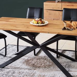 Der moderne KAWOLA Esstisch YOSHA besticht mit seinem soliden Stand aufgrund des massiven Eichenholzes. Auch als Besprechungstisch im Büro eignet sich YOSHA wunderbar. Die massive und geölte Oberfl...