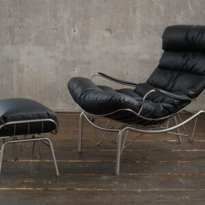 Der Relaxsessel ROWA ist ein Ausdruck Ihrer Individualität. Das Metallgestell macht das Möbelstück extrem robust. Durch die hochwertige Polsterung