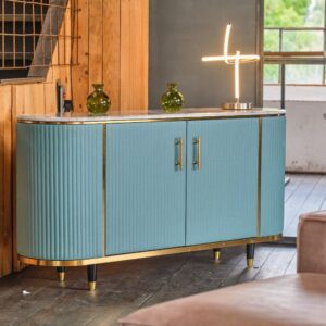 Das KAWOLA Sideboard MARIA ist ein Eyecatcher in jedem Zuhause. Sein nostalgisches Retro-Design im 50er-Jahre-Stil zeichnet sich besonders durch den Materialmix aus. Die Platte aus hellgrauem Marmo...